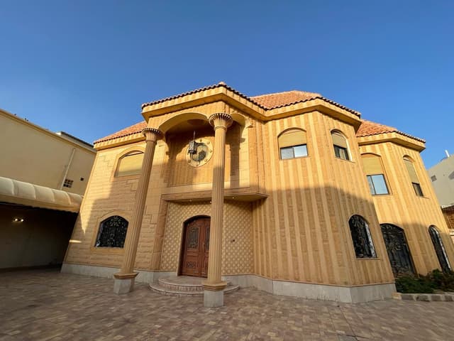 https://cdn.alnajdiah.com/public/real-estates/8179790a-908d-492e-a3f2-84d1db3135af.jpeg